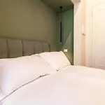 Cunabu Emilio 3* רומא